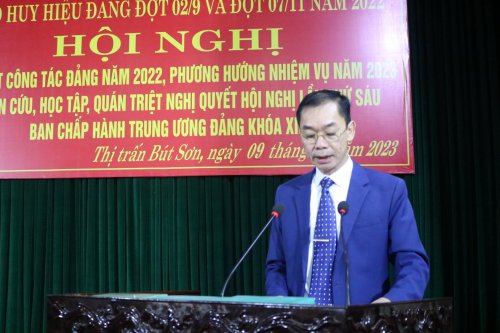 4. Đồng chí Hoàng Hải Thanh- TVHU- Bí Thư Đảng bộ khai mạc hội nghị.jpg