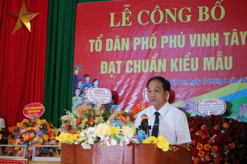 3. đồng chí Lê Hống Sơn- Phó BT- CT UBND TT Bút Sơn khai mạc - Copy.jpg