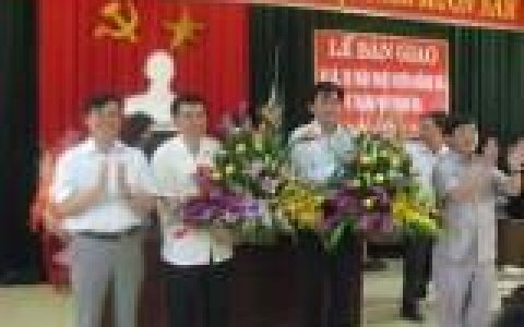 Lễ bàn giao 06 xã, thị trấn của huyện Hoằng Hoá về Thành phố Thanh Hoá.
